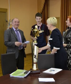 Победитель и его наставник:Анаскин-Говоров Тимофей и Анохин Валерий Львович