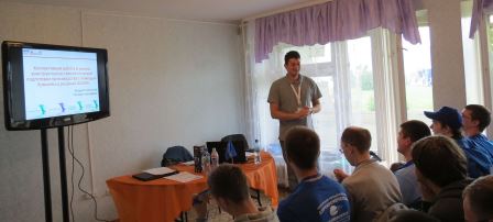 Андрей Ковтунов рассказал гостям о комплексной автоматизации на базе решений АСКОН